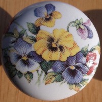 CERAMIC CABINET KNOB  PANSY 