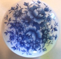 CERAMIC CABINET KNOB  PINK BLUE ROSE ROSES