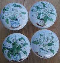 CERAMIC CABINET DRAWER PULL KNOB  POTTED CALLALILY