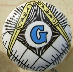 Cabinet knob Masons Emblem